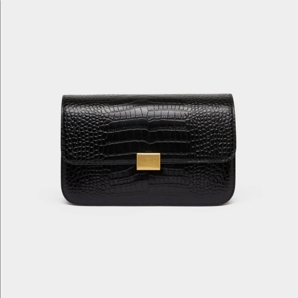 🔺The Curated Black Classic Crock Embossed Shoulder Bag
